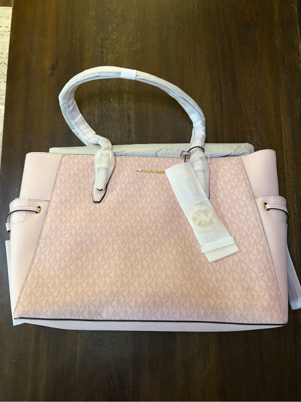 New With Tags Michael Kors Powder Blush Gilly Signature Tote with Gold Hardware